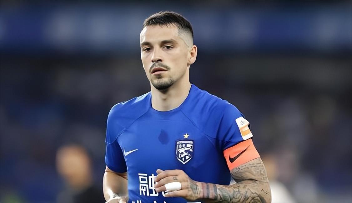 斯坦丘加盟大连英博后做出重要决定，事关本土球员留洋，引发热议